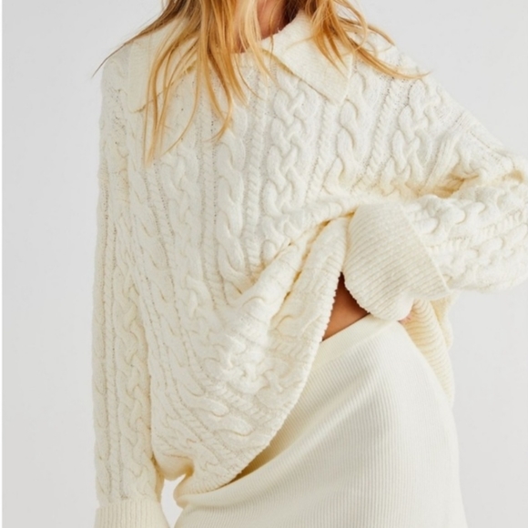 Free People Tops - FREE PEOPLE Laurel Cable Knit Chunky Moonglow Ivory Sweater